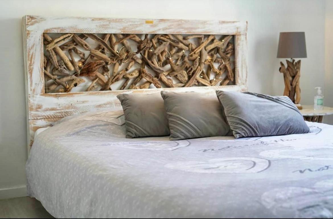 Holiday home La Maison Du Bois Flotte