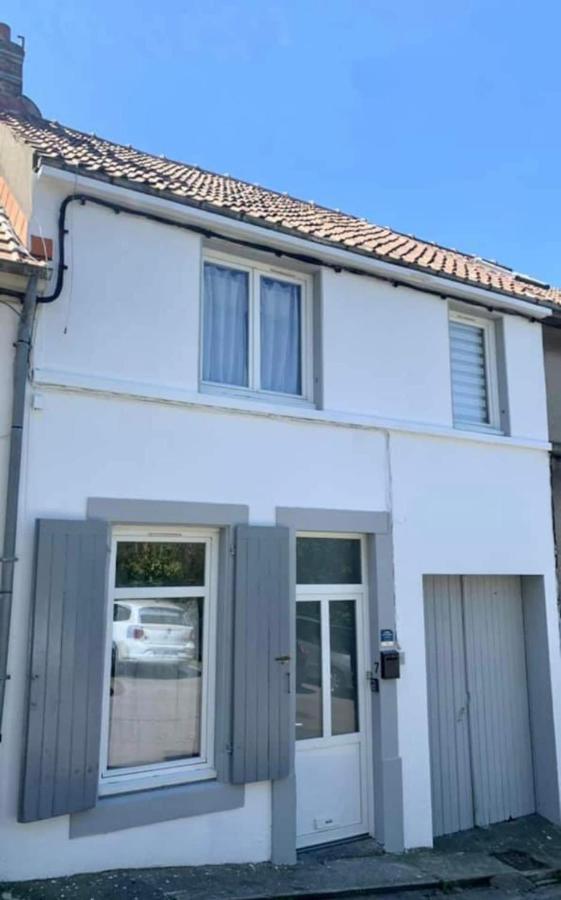 Holiday home La Maison Du Bois Flotte